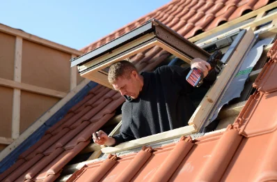 Pose de fenêtres de toit Velux à Boulleville